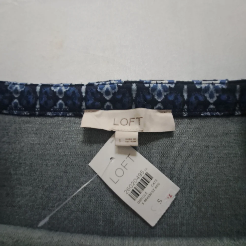 LOFT Square Neck Puff Sleeve Blouse Women's Size‎ S Blue Floral Print